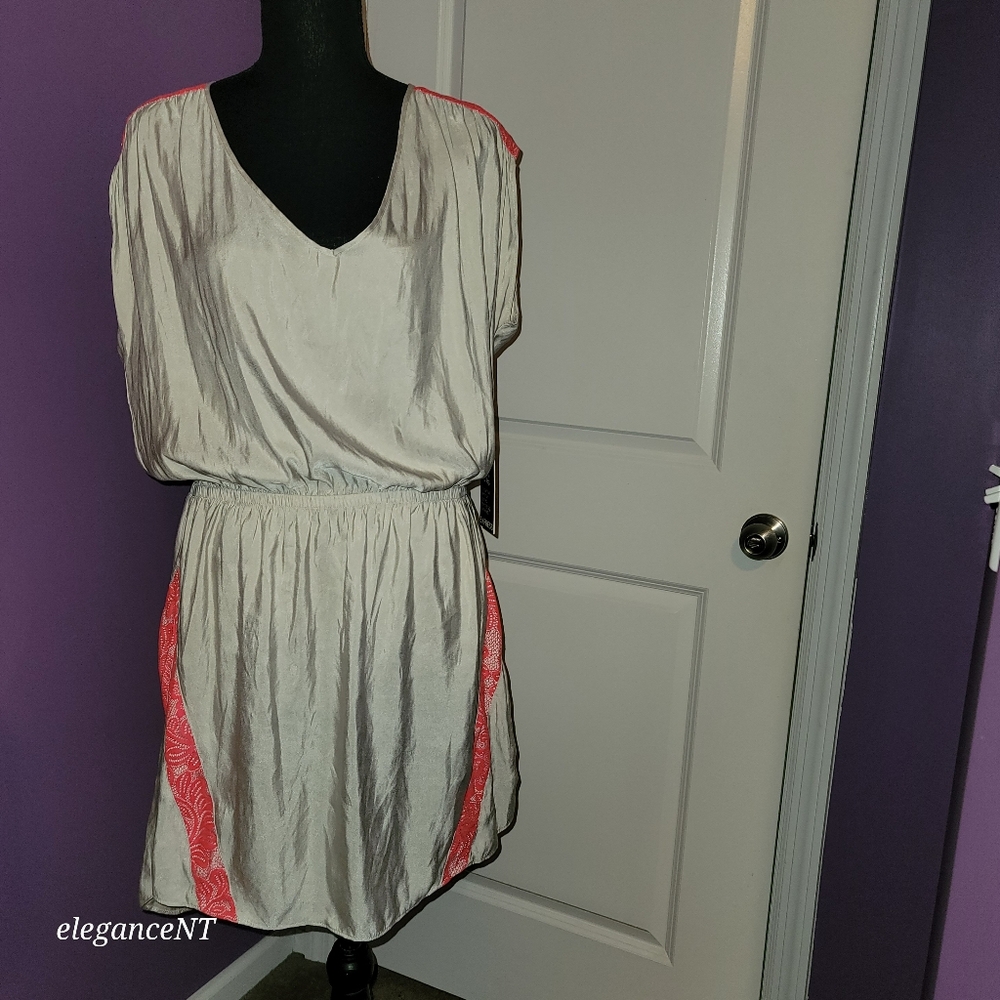 Express Dress with Pink Highlights sz: L NWT - Picture 12 of 12